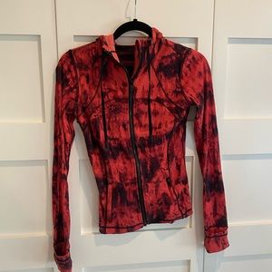 Nulu define jacket hooded, red black tie dye pattern LULULEMON!! 2